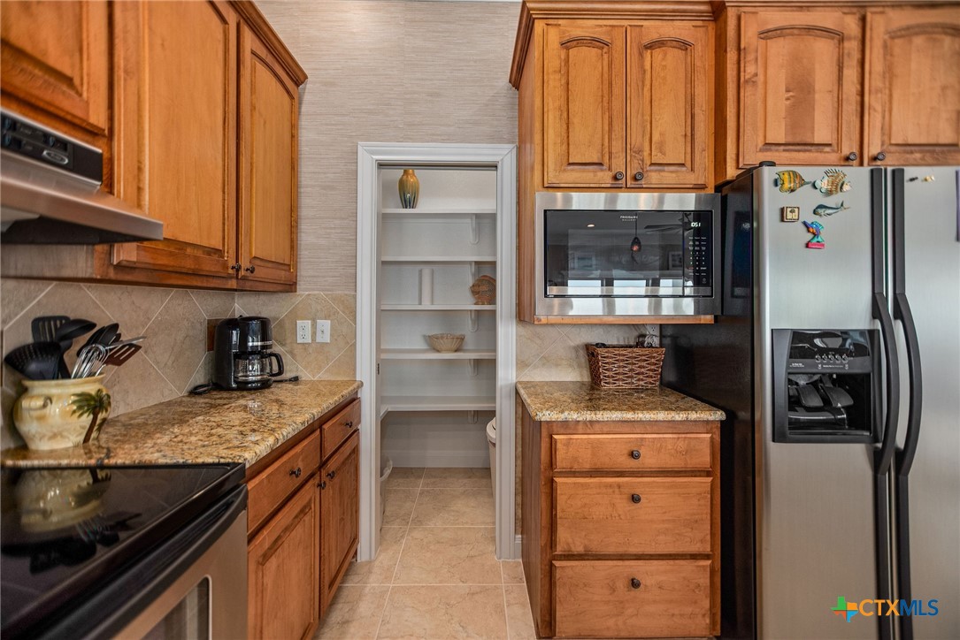 27 Las Palmas Drive Property Photo 19