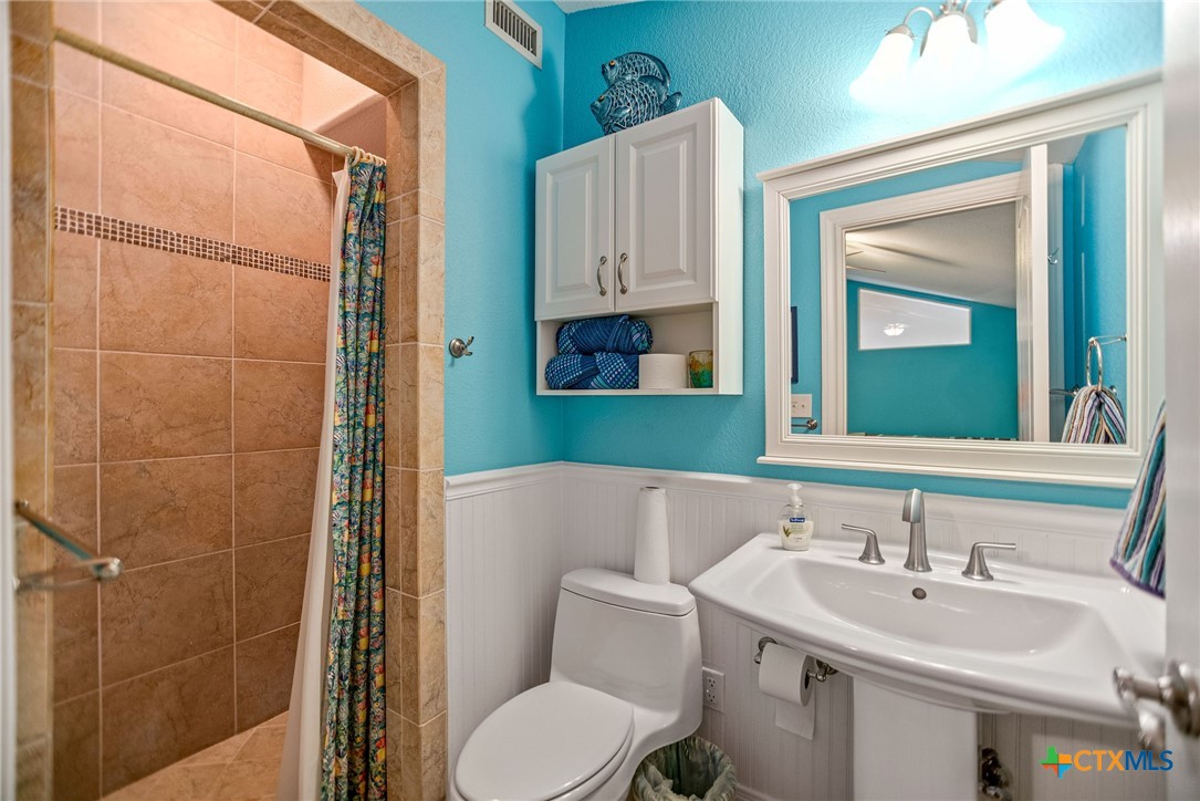 27 Las Palmas Drive Property Photo 42
