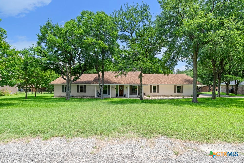 214 Mesa Drive Property Photo 1