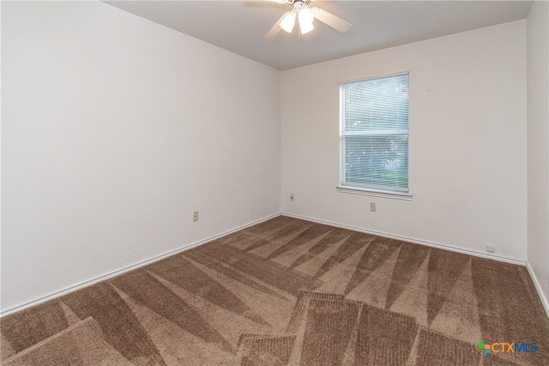 1703 Cedarhill Drive B Property Photo 11