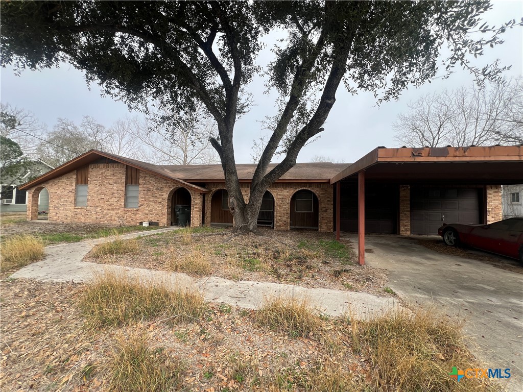 509 W 6th Street Property Photo 1