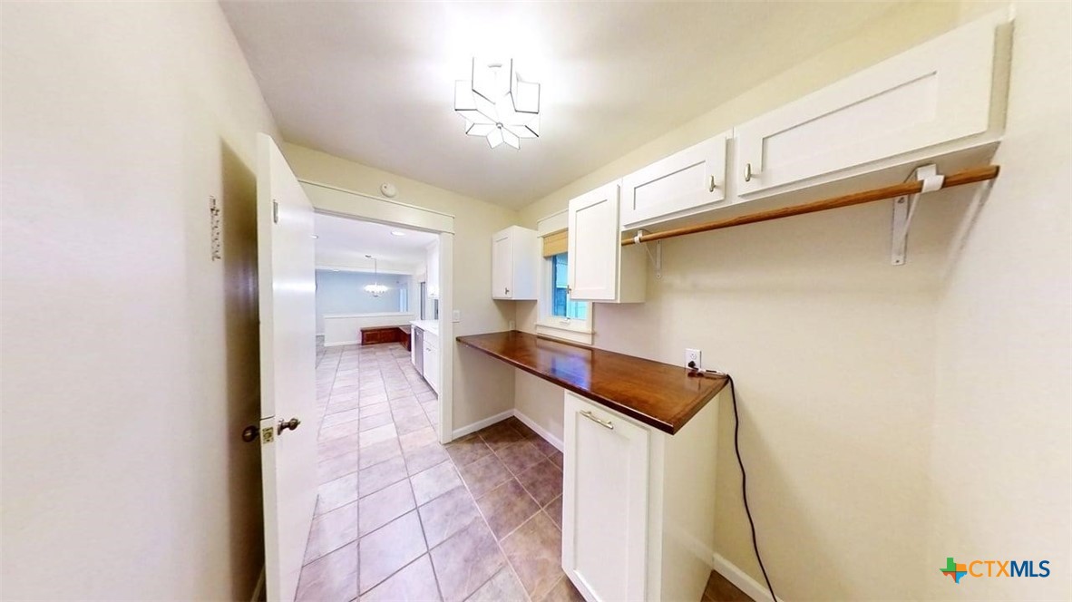 805 Timber Street Property Photo 2