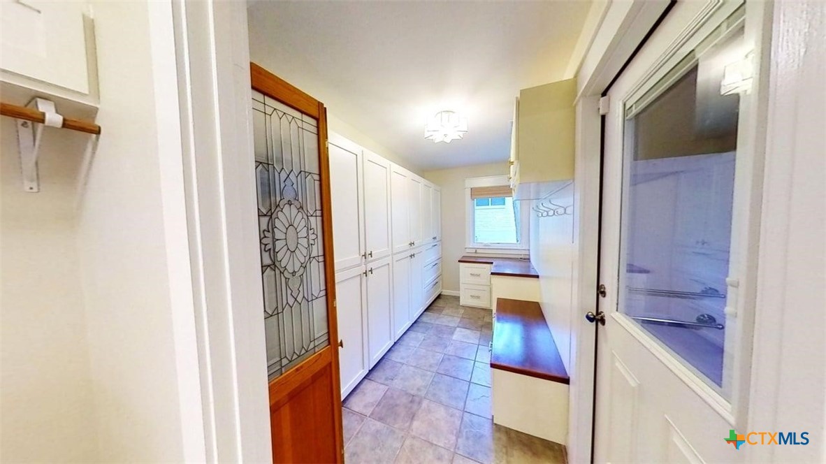 805 Timber Street Property Photo 3