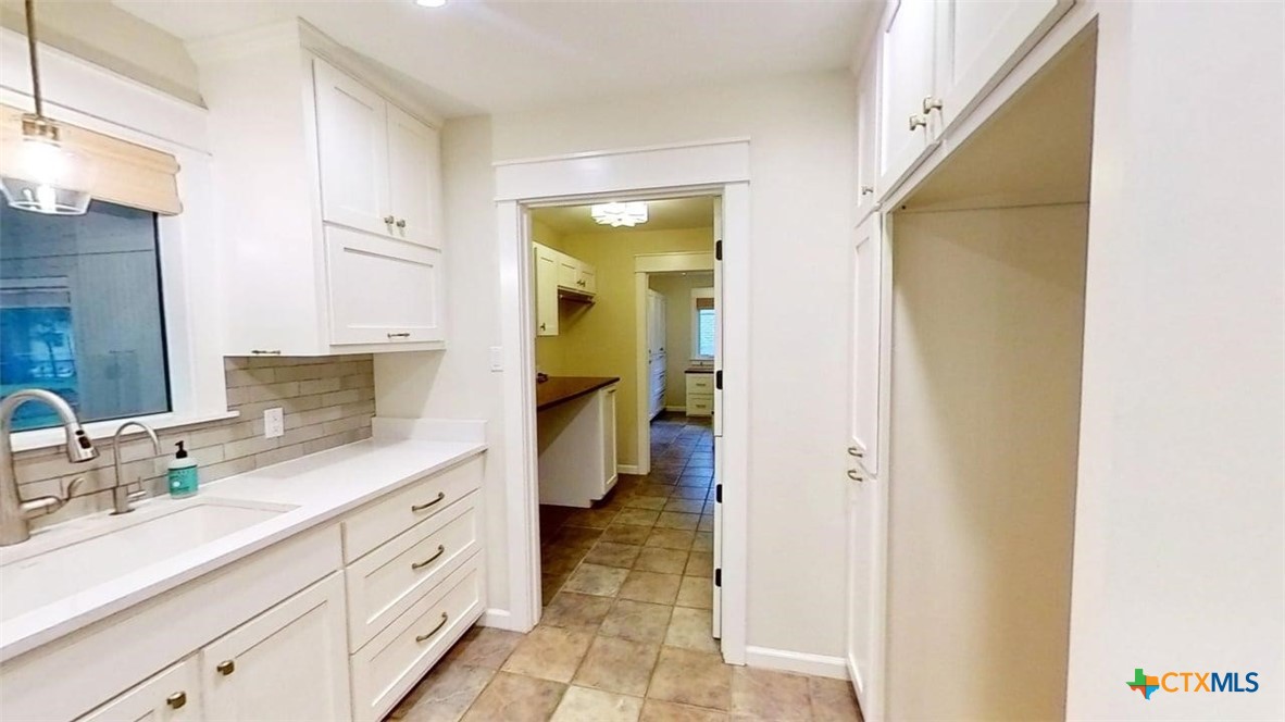 805 Timber Street Property Photo 4
