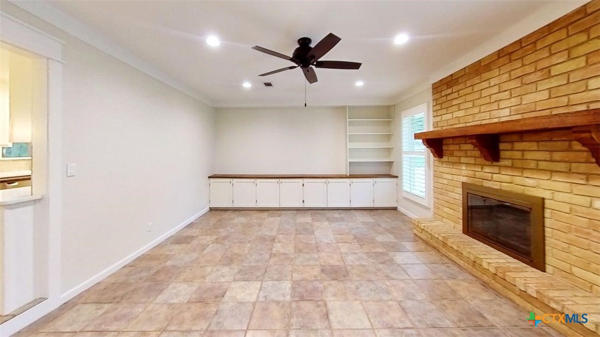 805 Timber Street Property Photo 8