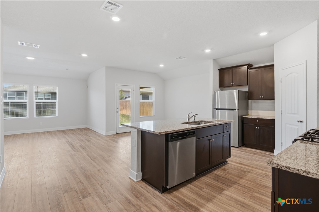 1328 Almond Creek Property Photo 8