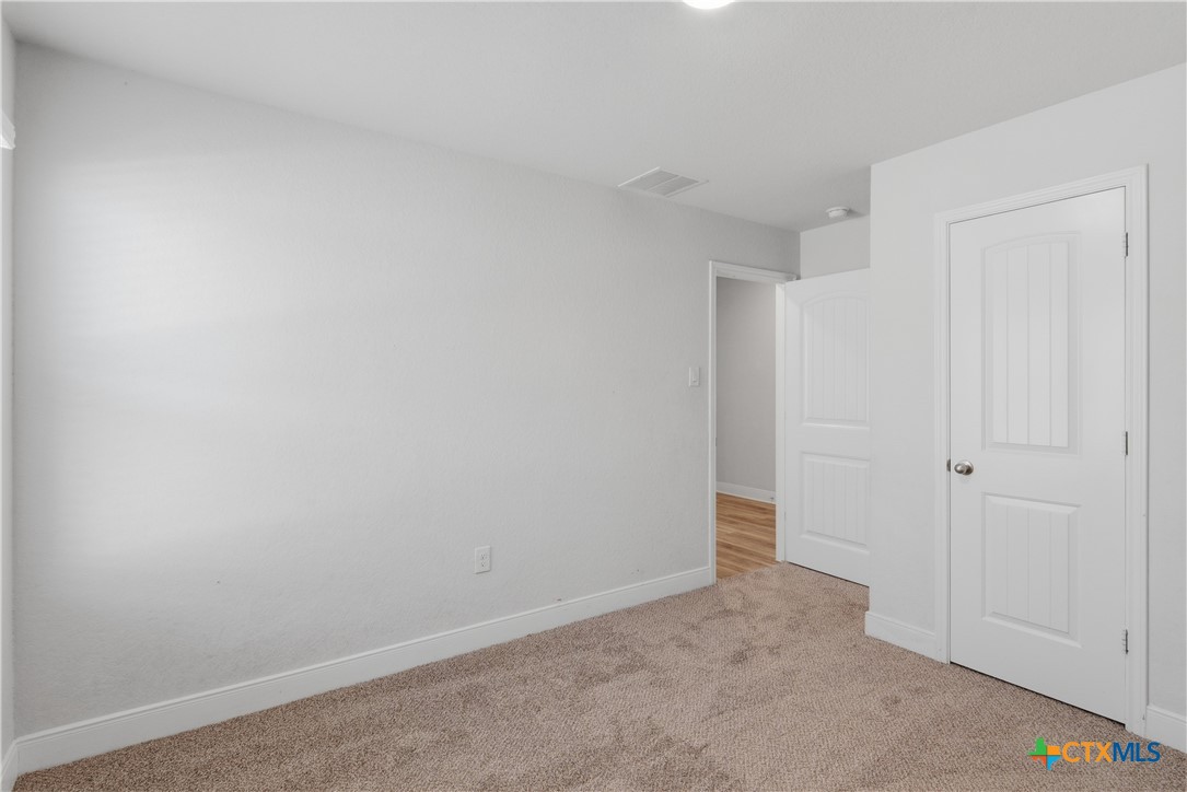 1328 Almond Creek Property Photo 26