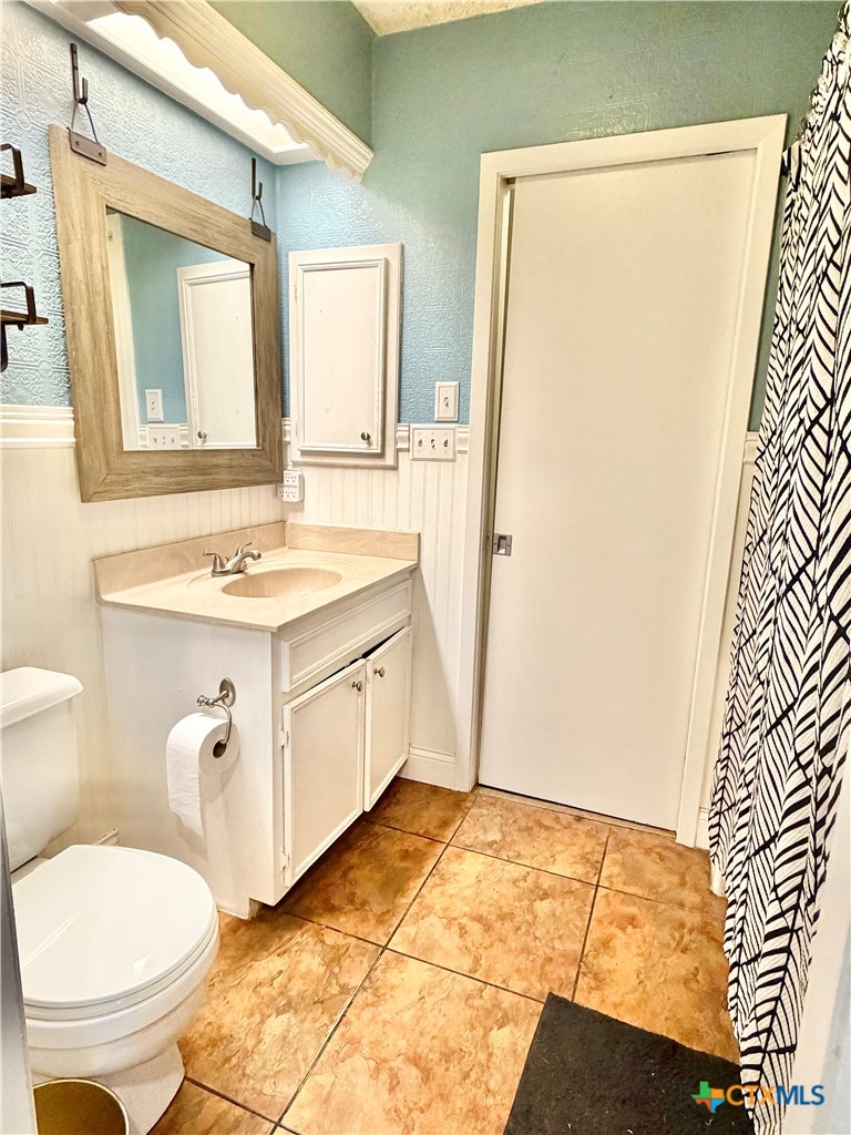 213 Timber Drive Property Photo 6