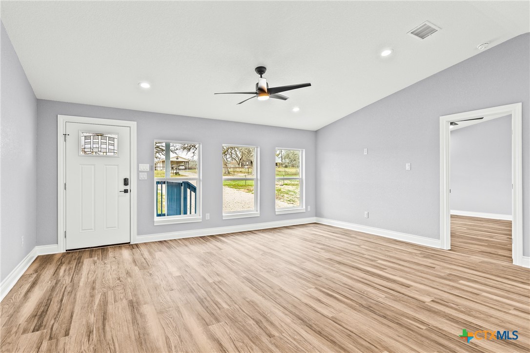 6638 Hickory Forrest Drive Property Photo 5