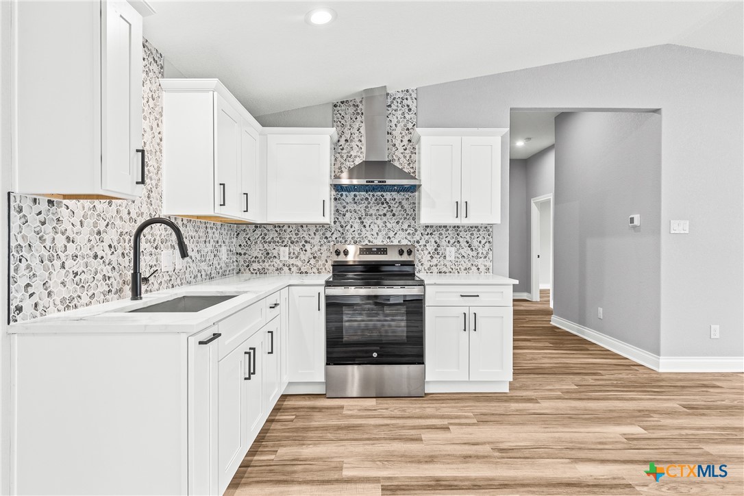 6638 Hickory Forrest Drive Property Photo 8