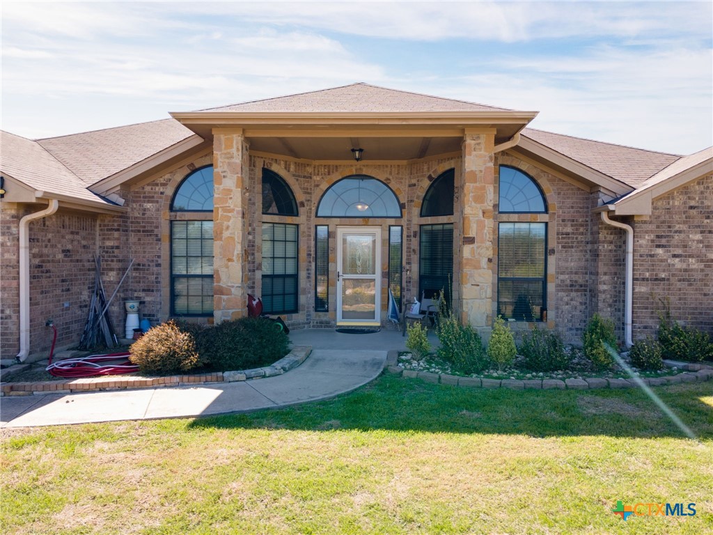 1467 Cr 4820 Property Photo 1