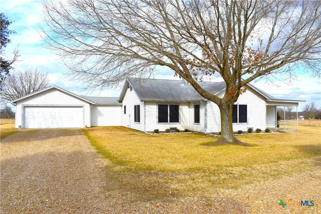 10308 N Fm 487 Property Photo 1