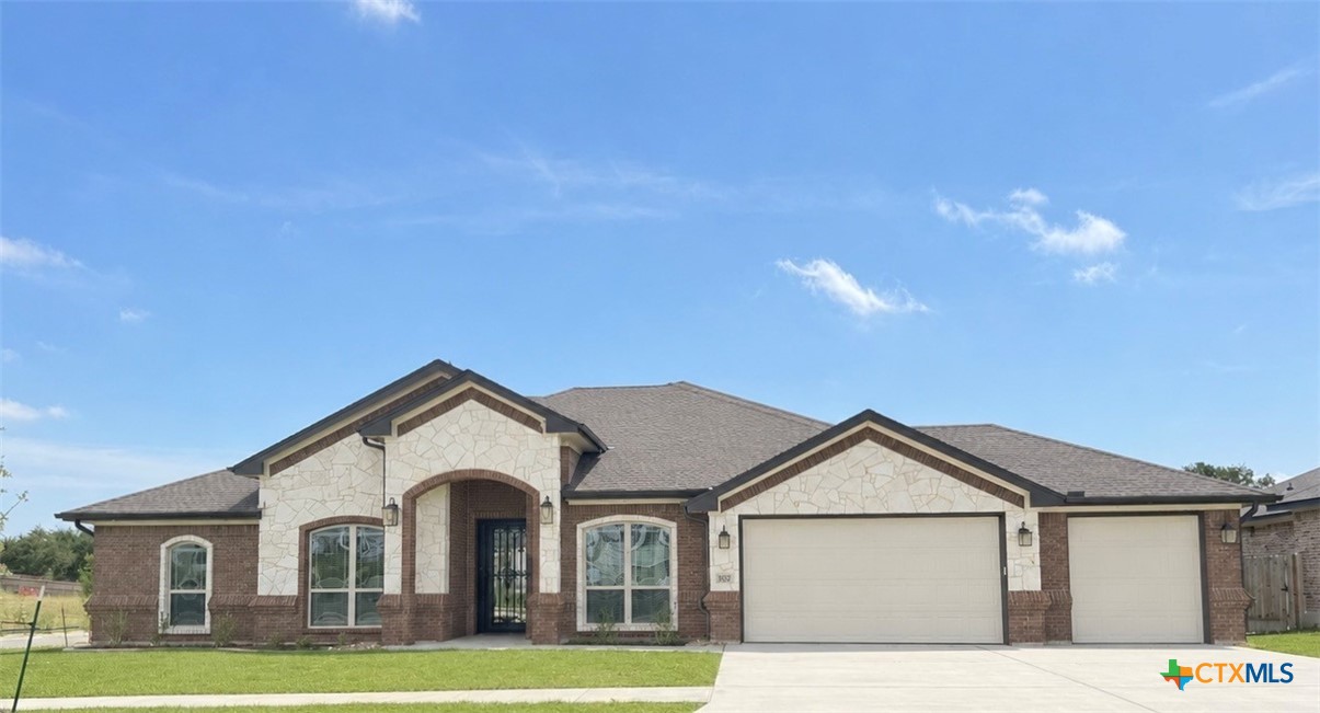 8702 Corgi Court Property Photo 1