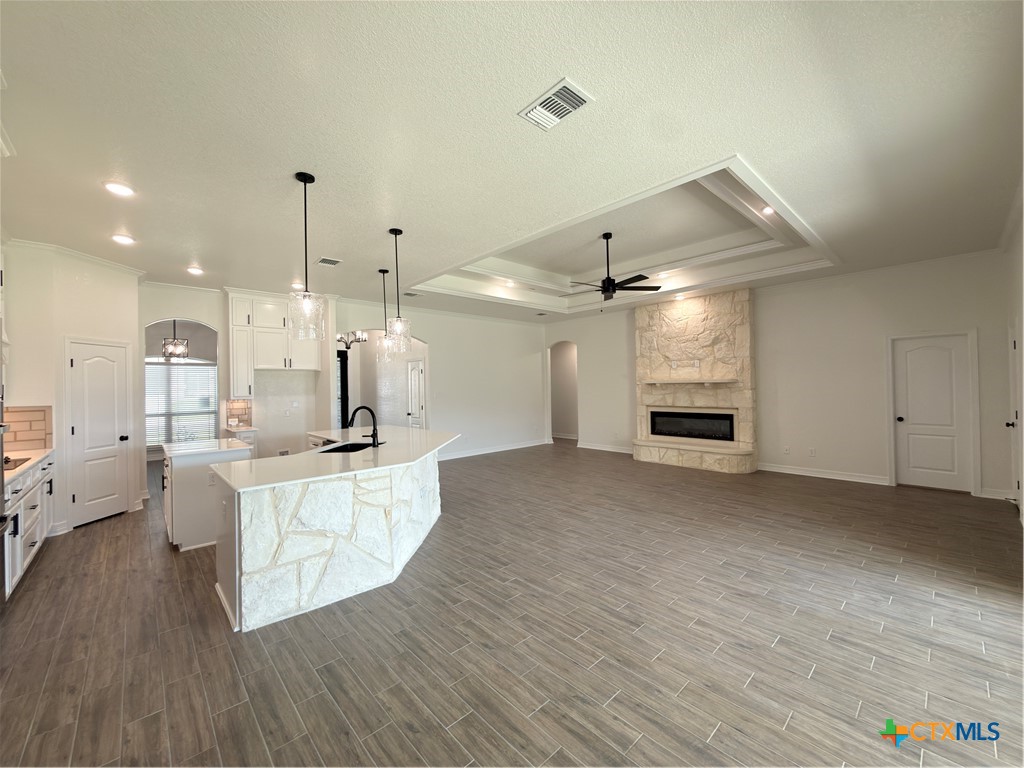 8702 Corgi Court Property Photo 8