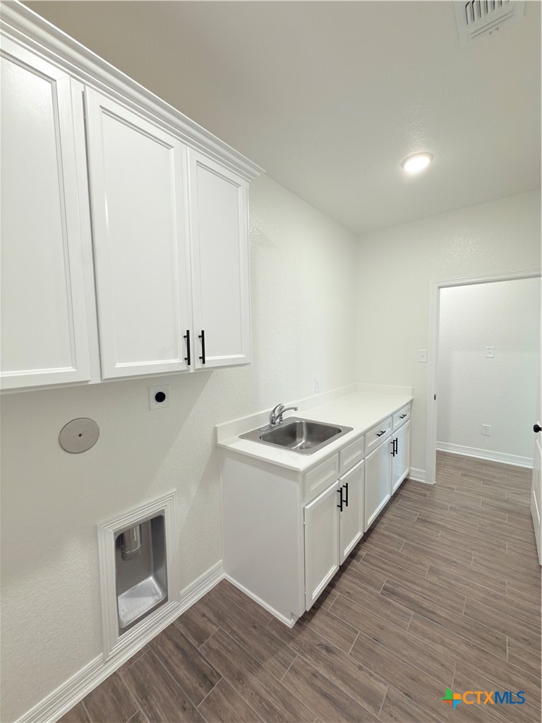 8702 Corgi Court Property Photo 12