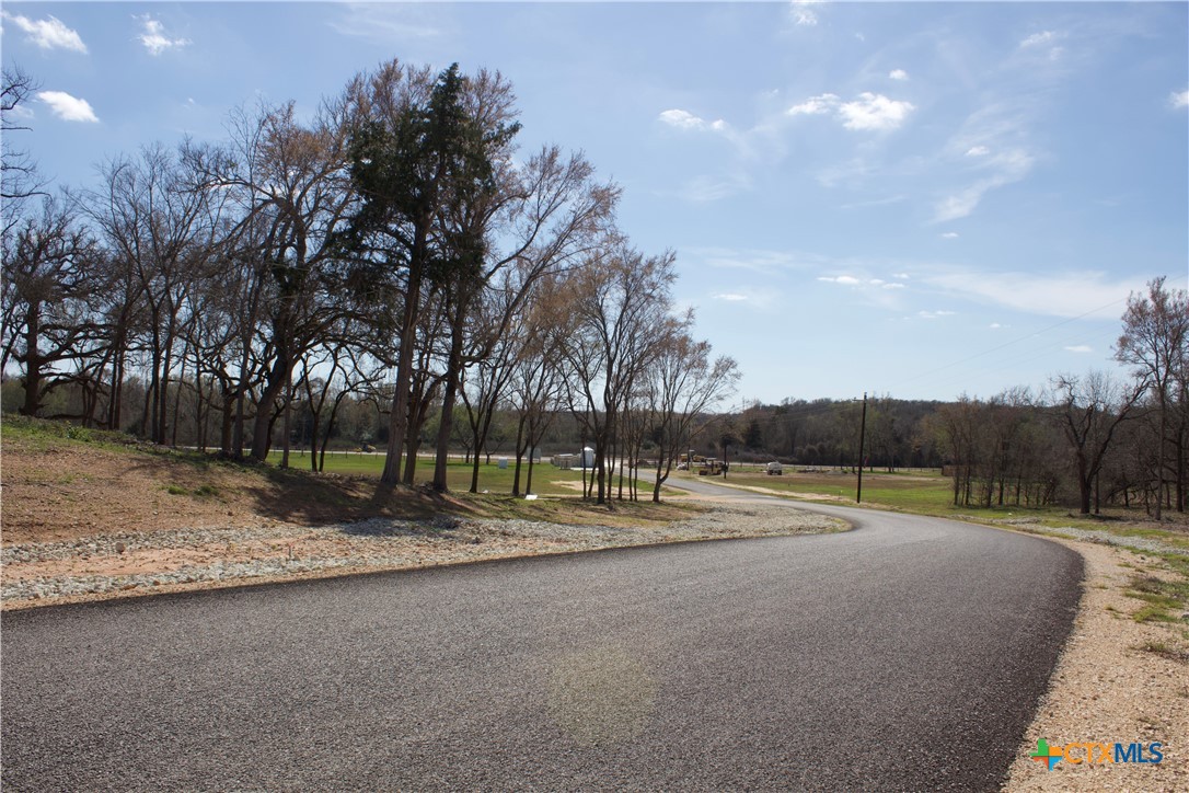 132 Highland Drive Property Photo 4
