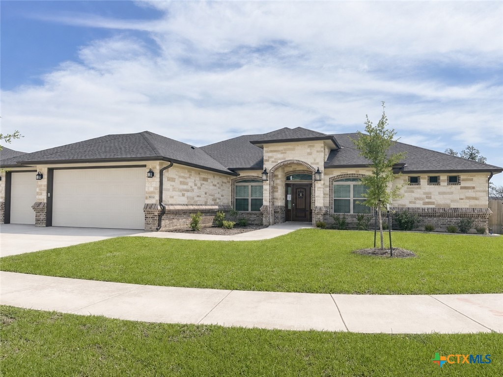 8704 Corgi Court Property Photo 1