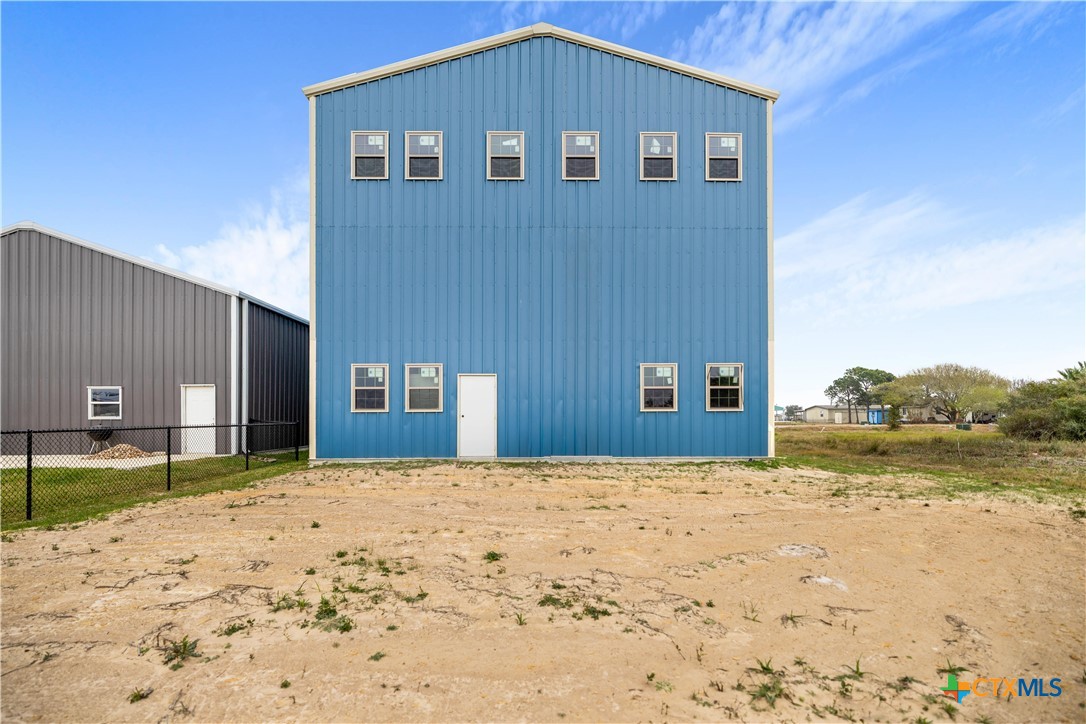 237 Easy Street Property Photo 19