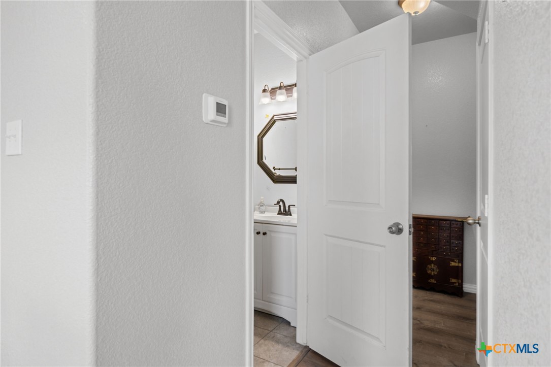 4601 Abergavenny Drive Property Photo 20