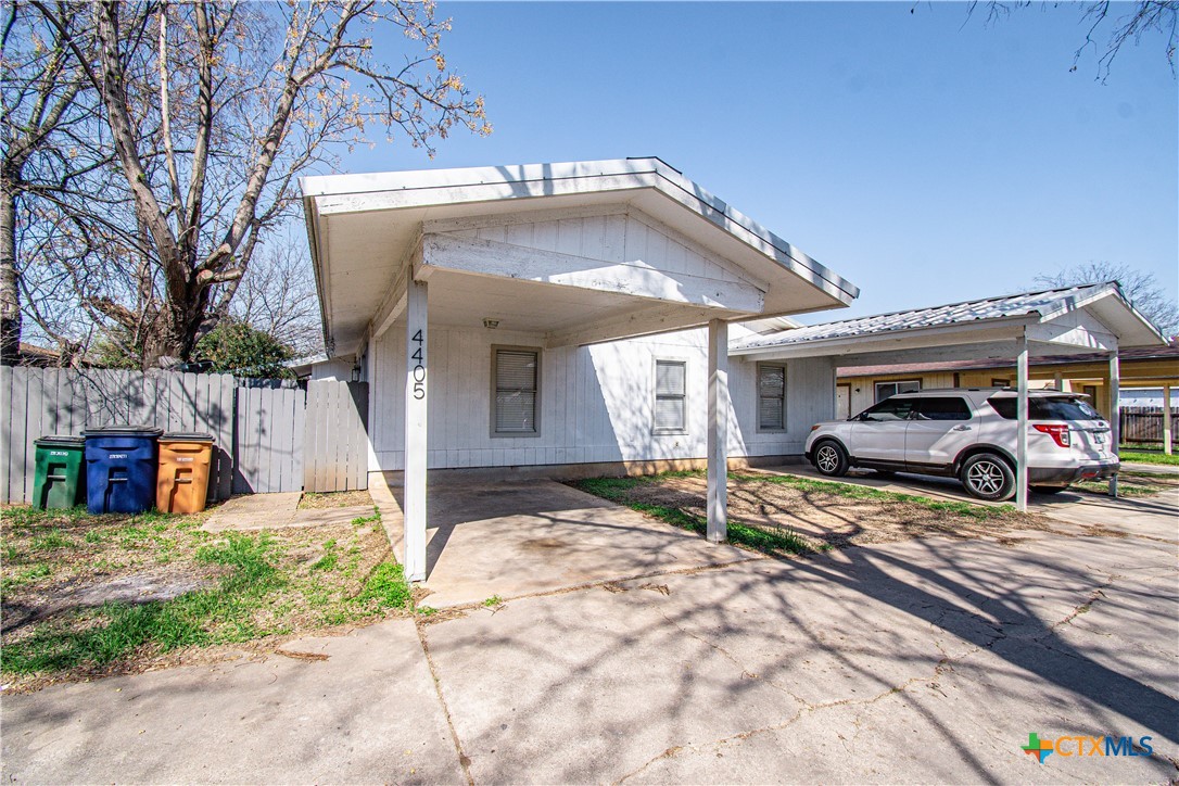 4405 Teri Road B Property Photo 1