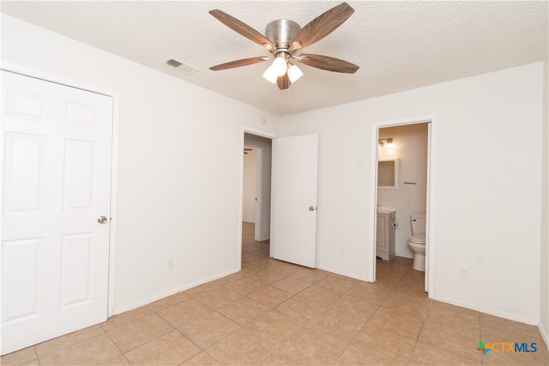 4405 Teri Road B Property Photo 13
