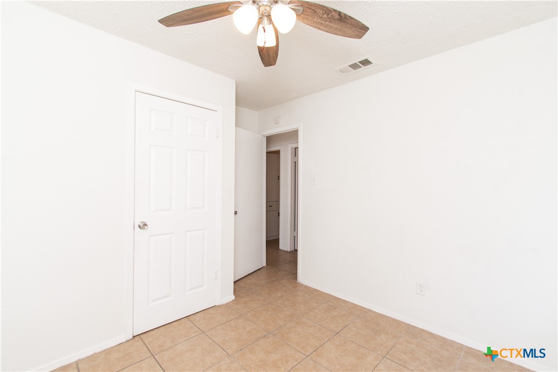 4405 Teri Road B Property Photo 16