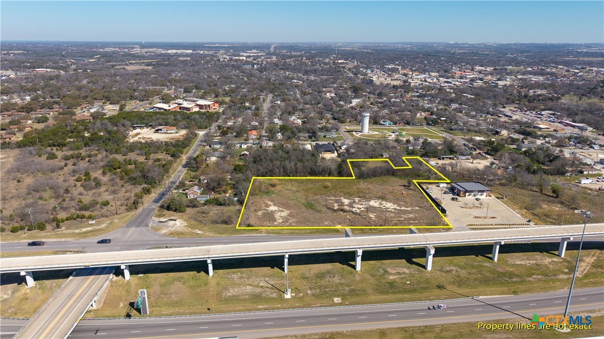 350 W Highway 190 Ih 14 Expressway Property Photo 10