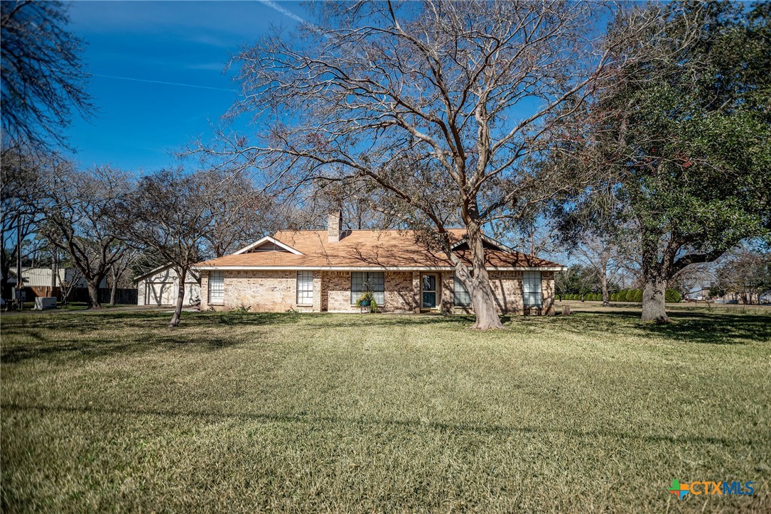 540 Royal Road Property Photo 2