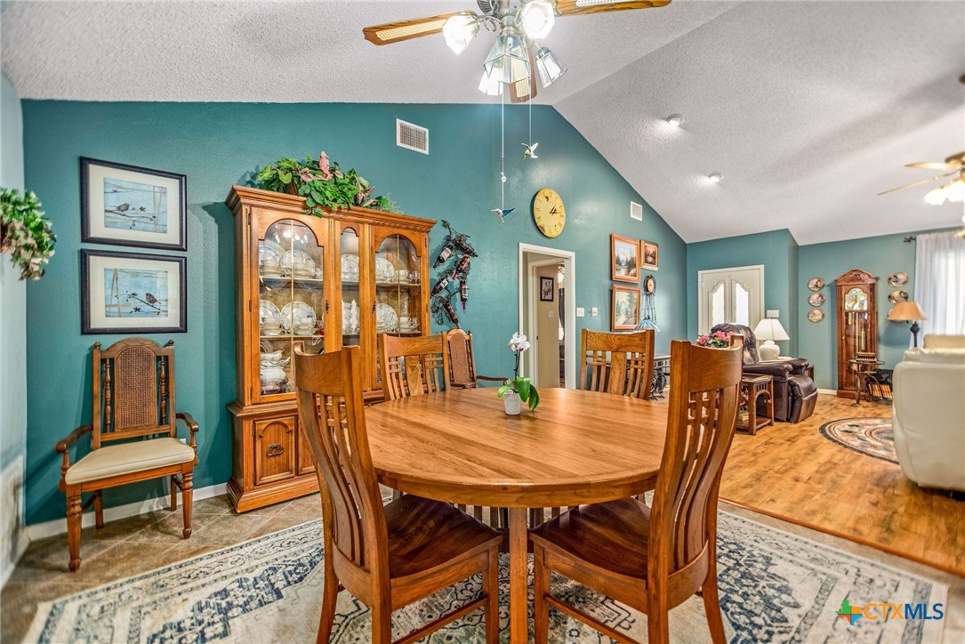 540 Royal Road Property Photo 11