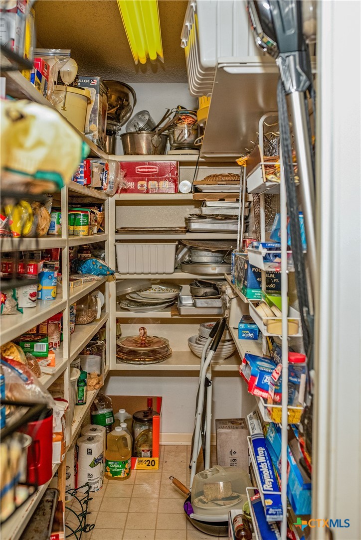540 Royal Road Property Photo 16