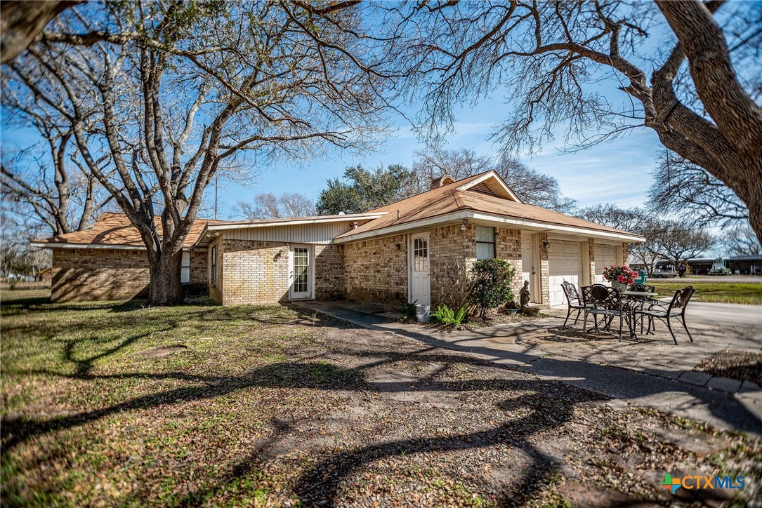 540 Royal Road Property Photo 31