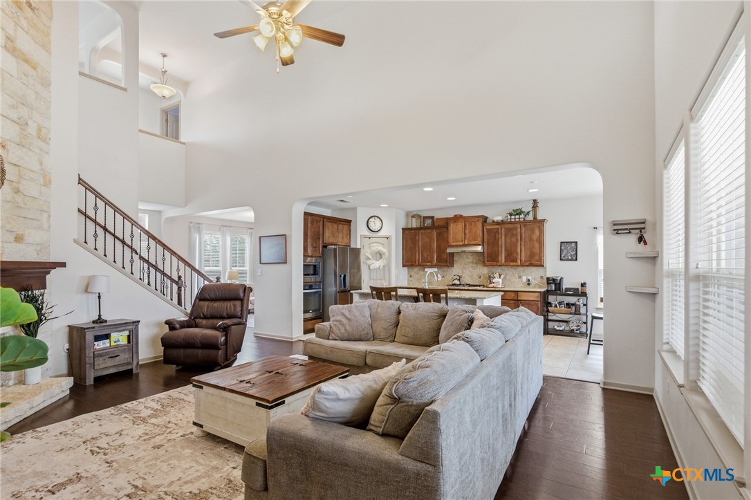 107 Brushy Creek Property Photo 17