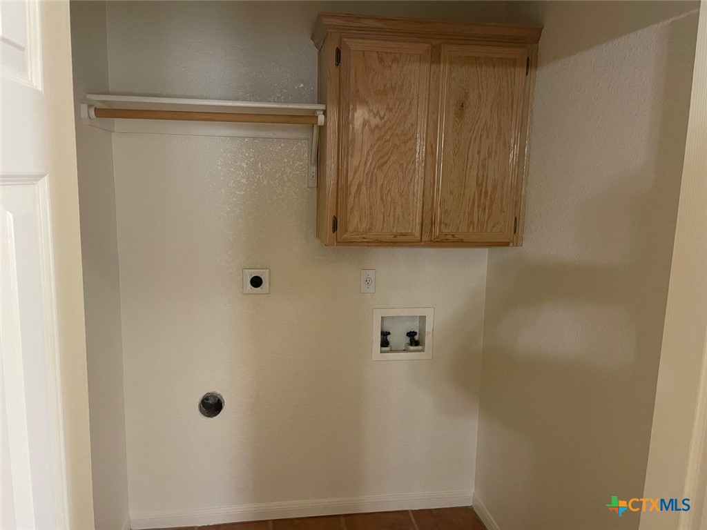 3702 Dustin Court B Property Photo 10