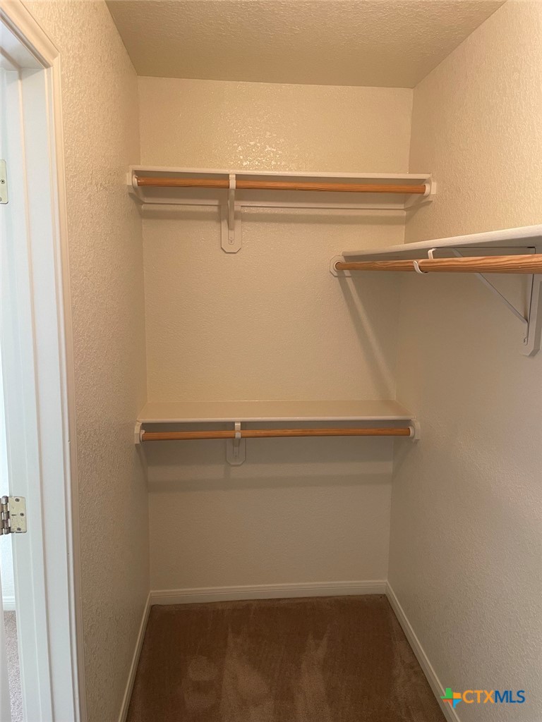 3702 Dustin Court B Property Photo 16