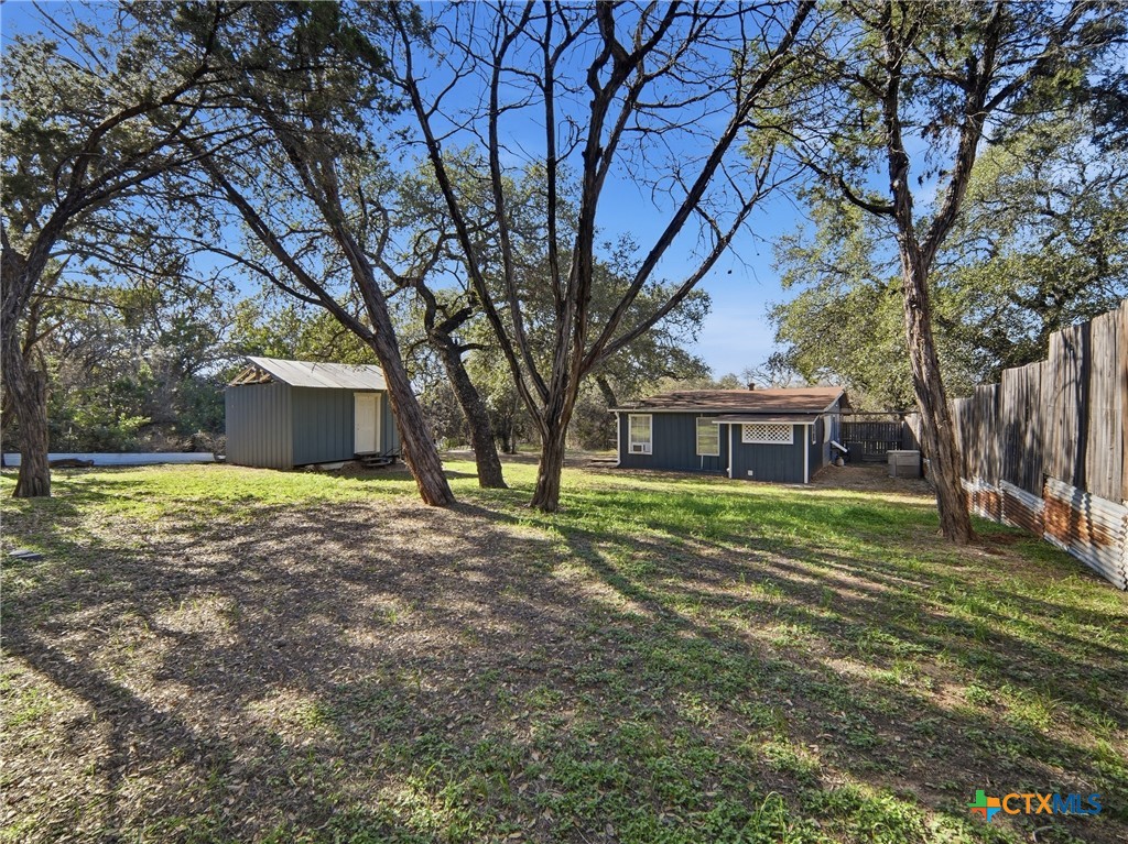 16019 Agua Vista Property Photo 9
