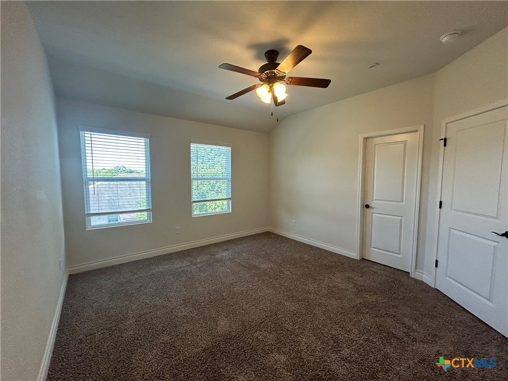 320 Untermaier Street Property Photo 11