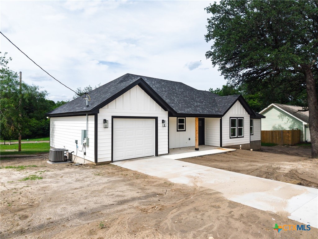 1601 Mill Street Property Photo 4