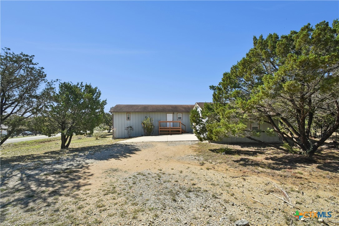 111 Janine Property Photo 22