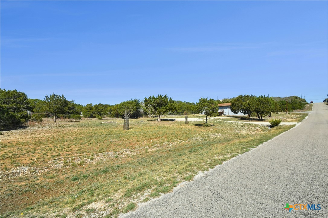 111 Janine Property Photo 28