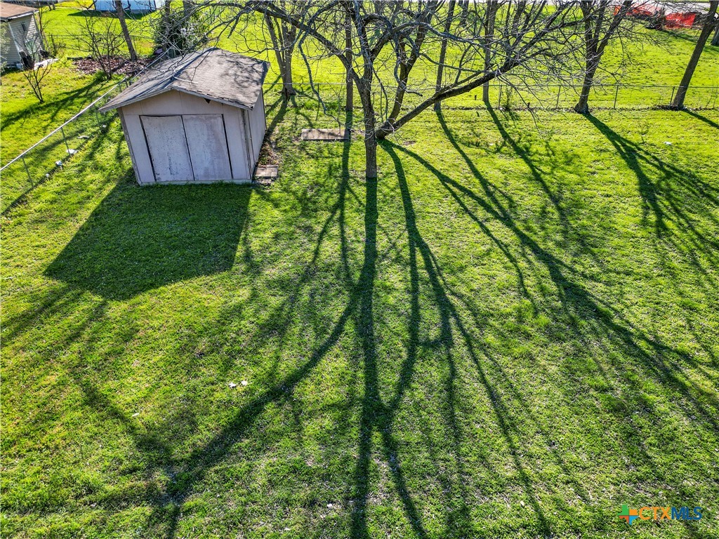 1004 E Downs Avenue Property Photo 8