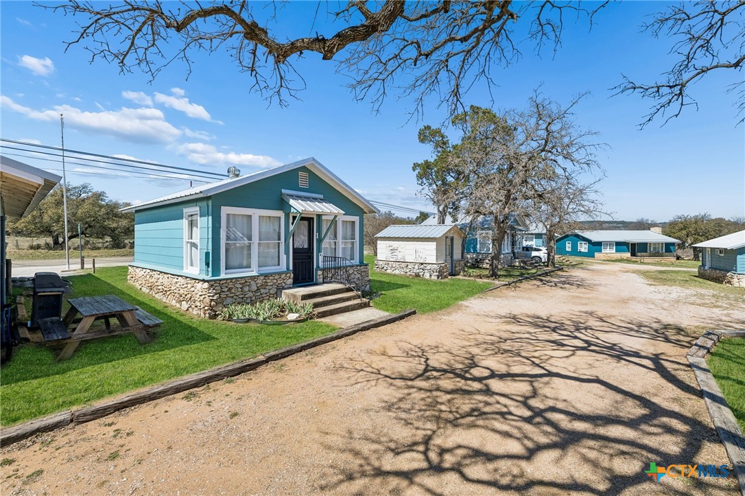 16838 Ranch Road 2241 Property Photo 11