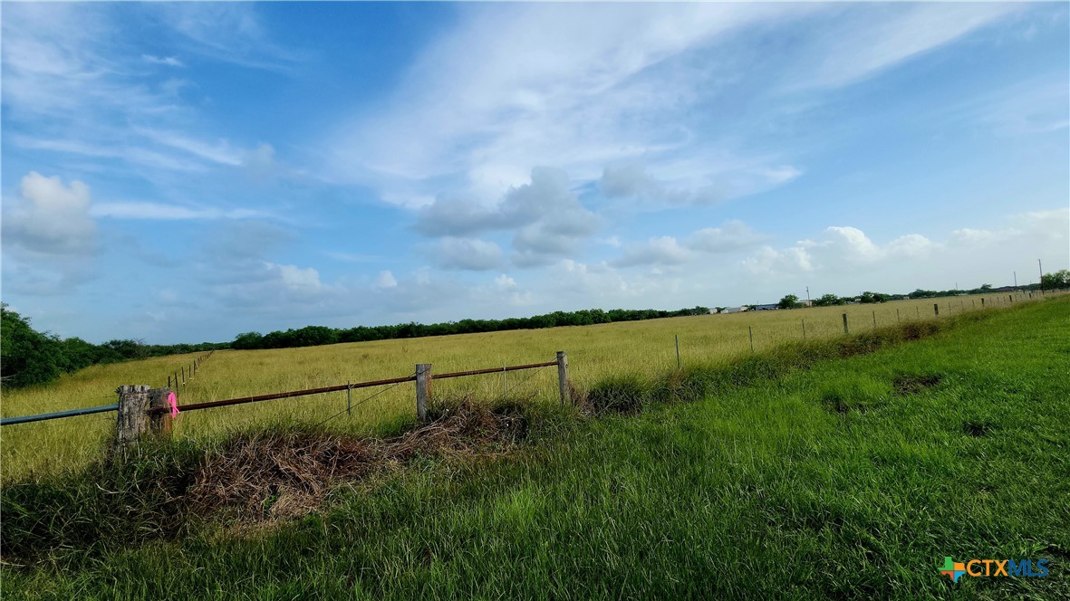 00 San Antonio River Road Property Photo 4