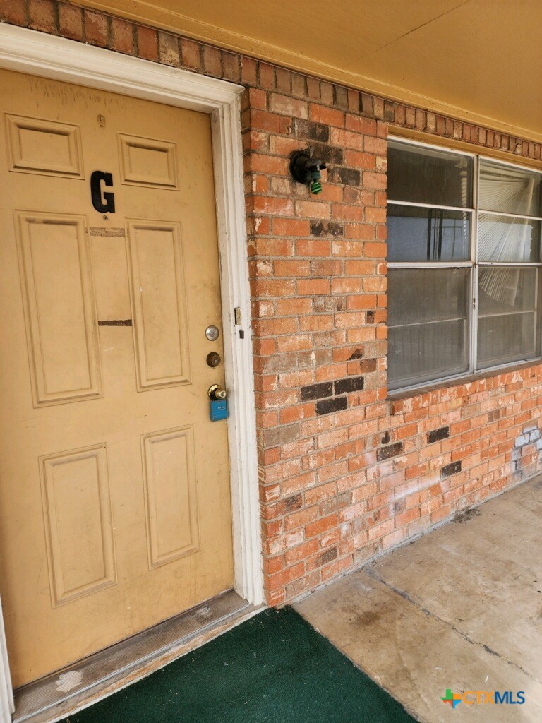 309 Sunset Lane G Property Photo 1