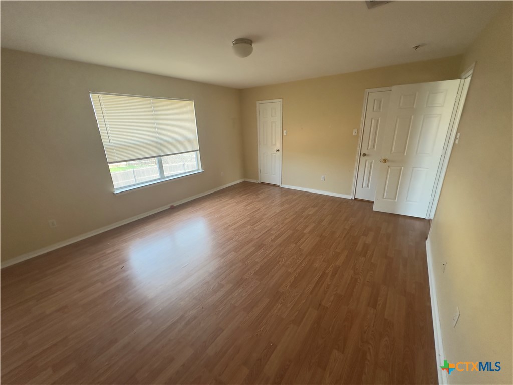 2617 White Moon Drive Property Photo 8