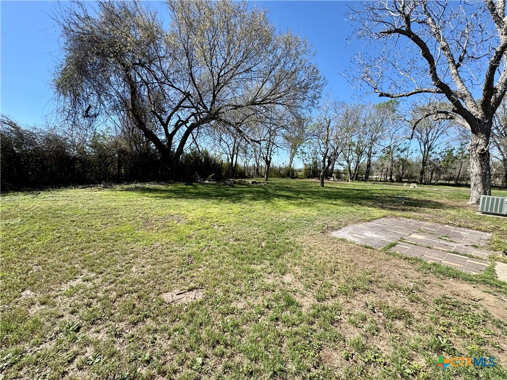 471 Old Goliad Road Property Photo 15
