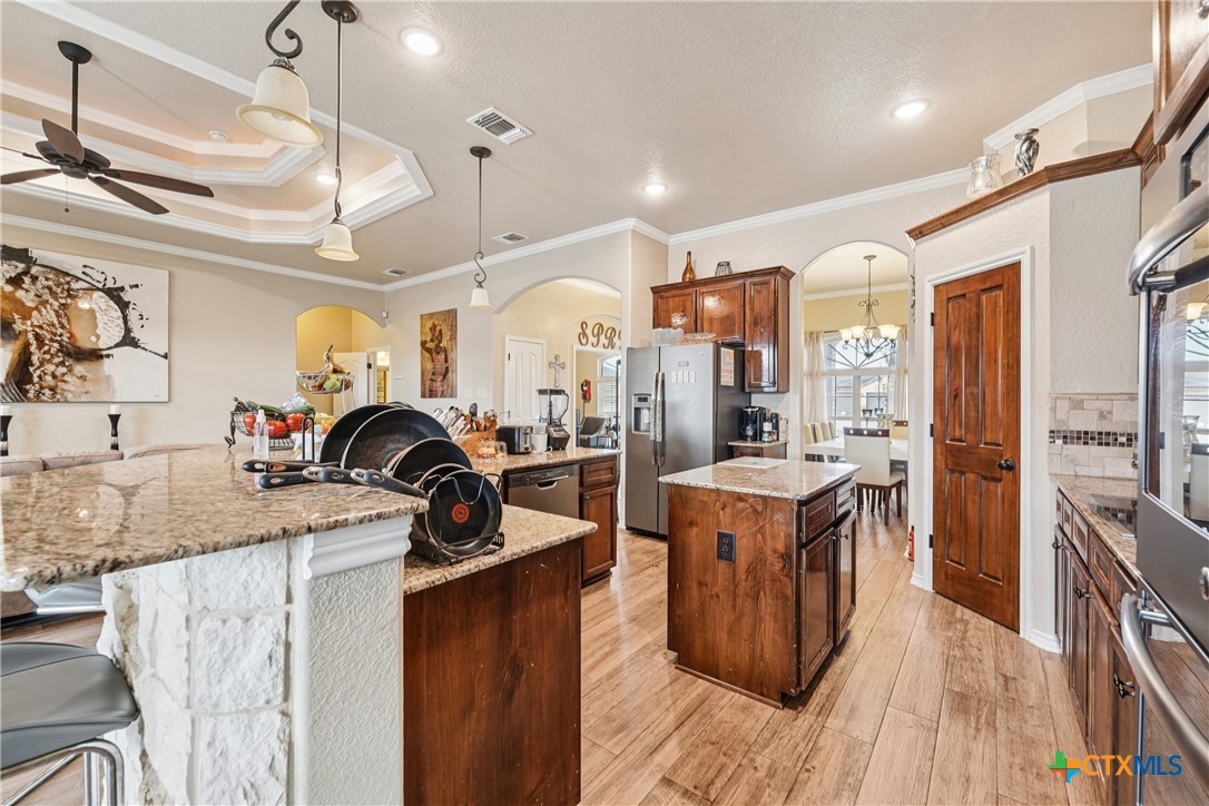 5004 Fresco Drive Property Photo 15