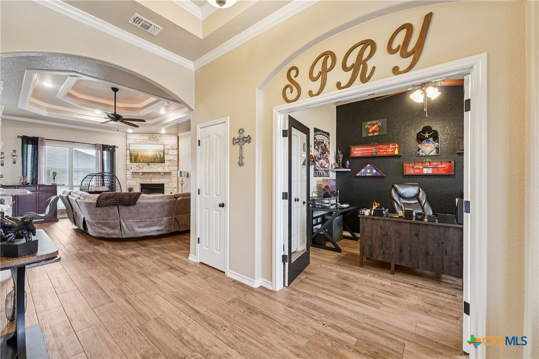 5004 Fresco Drive Property Photo 17