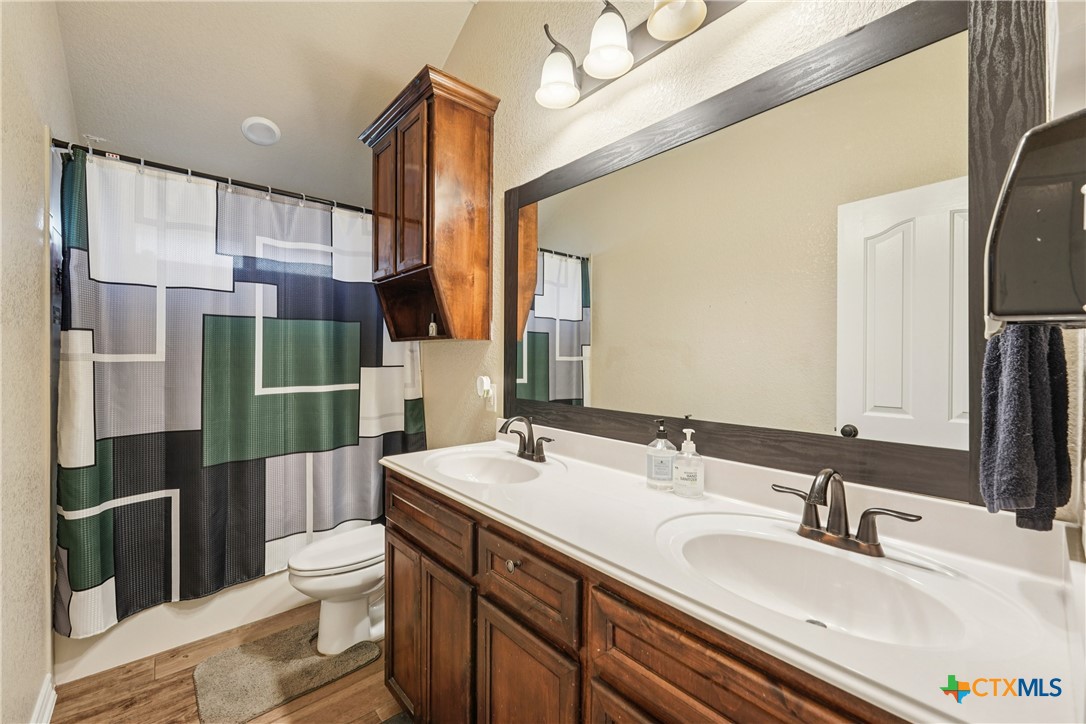 5004 Fresco Drive Property Photo 27