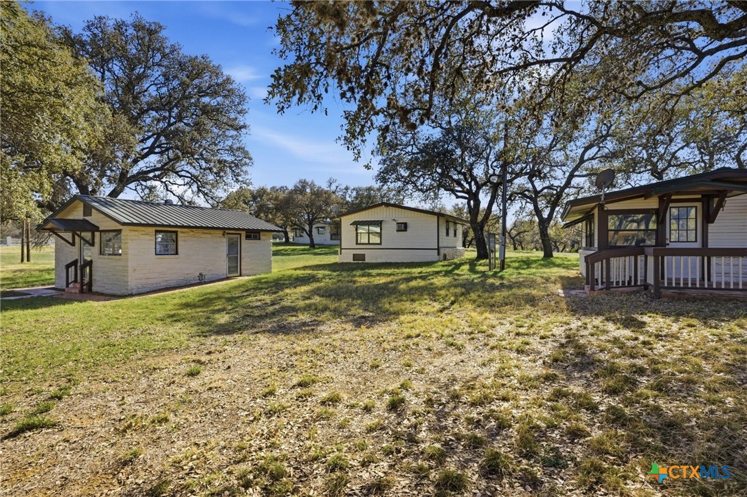 18617 E State Highway 29 Property Photo 10