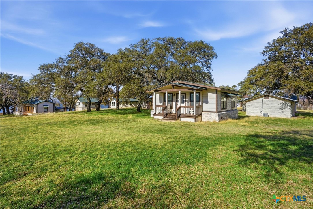 18617 E State Highway 29 Property Photo 11